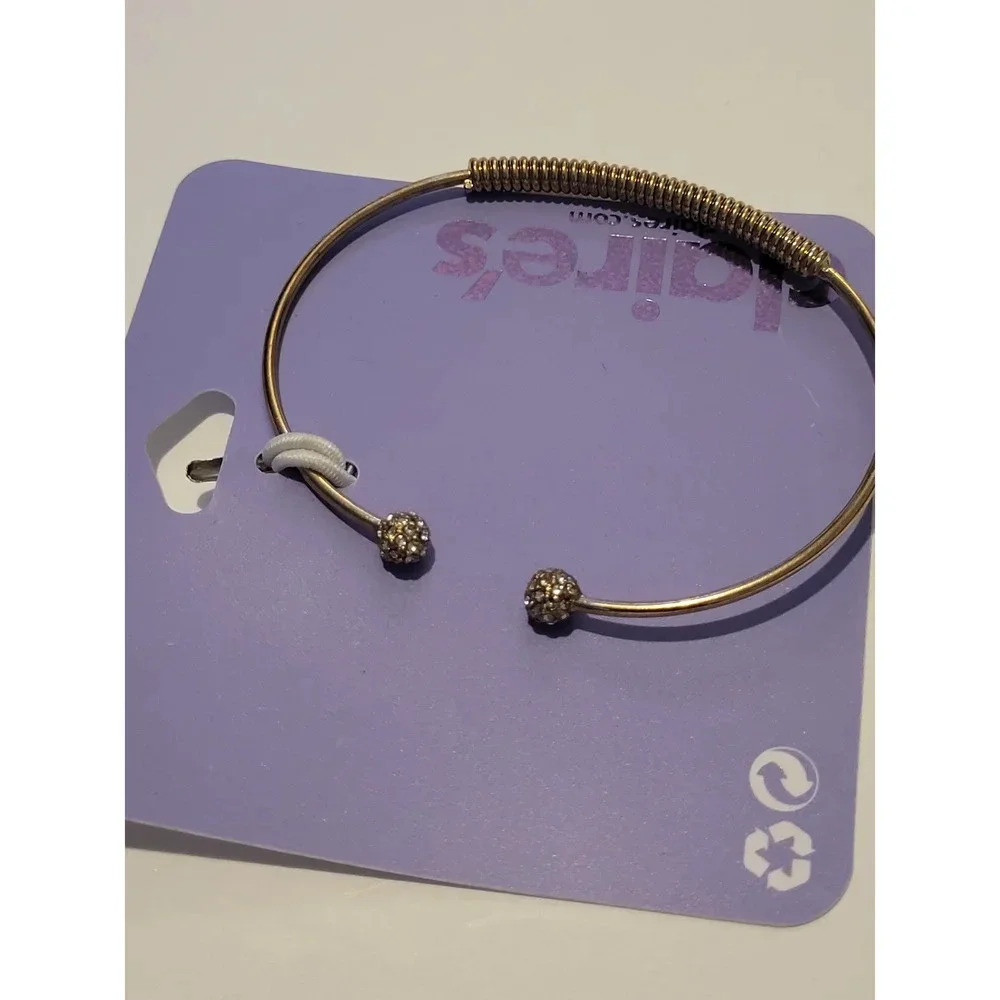 Claire's Goldtone‎ Bangle New